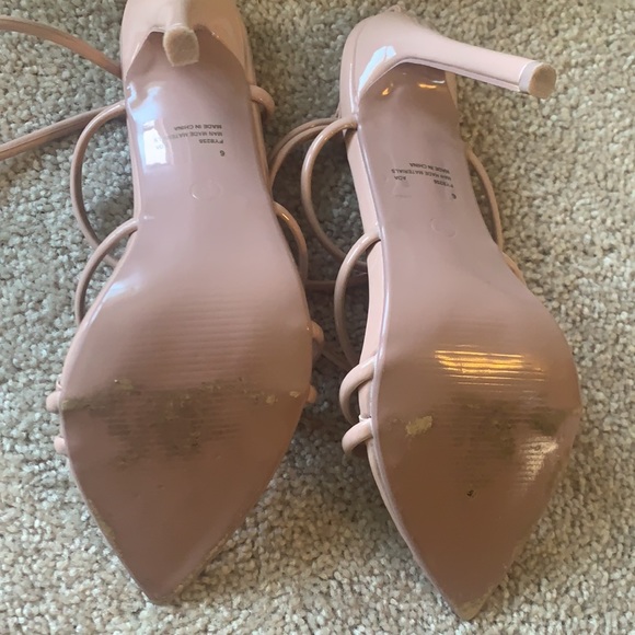 Cape Robbin Women's Strappy Pointy Open Toe - Picture 3 of 5